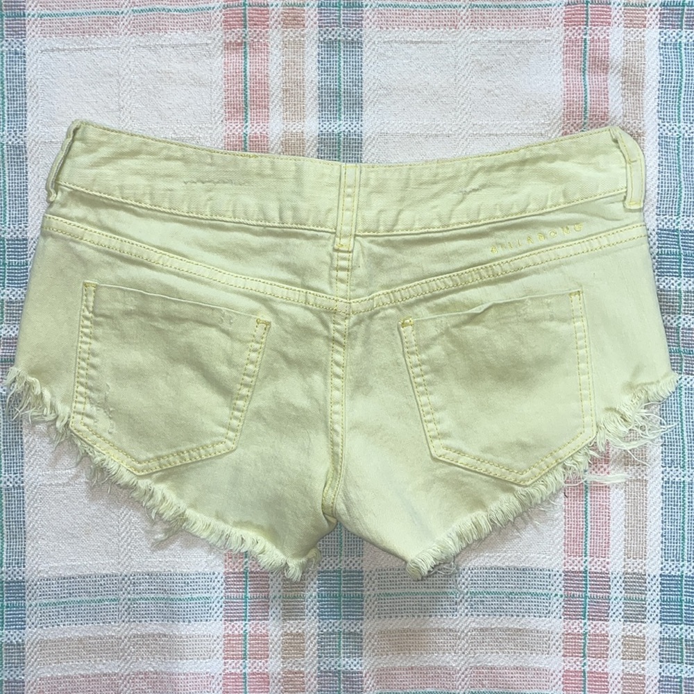 Billabong Laneway denim shorts size 3 - Picture 2 of 9